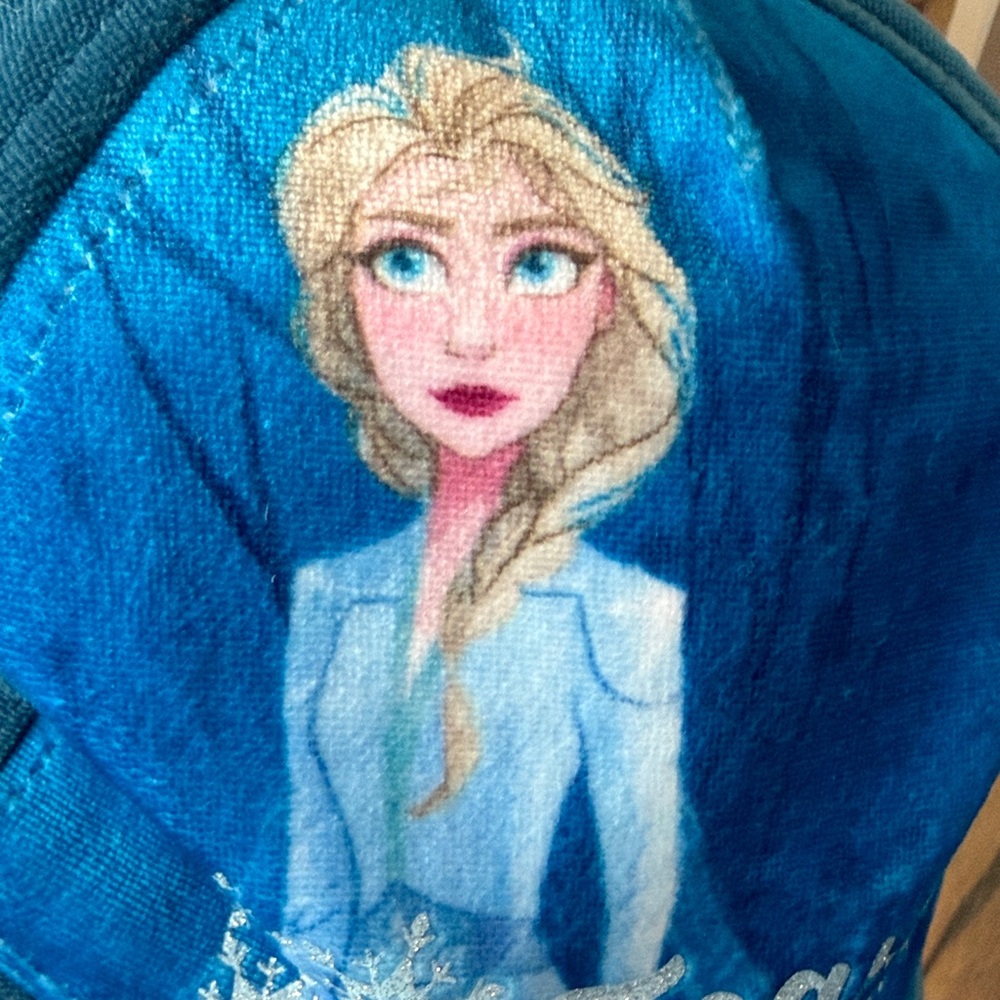 Disney Frozen II Teal and White Character Hat - Picture 4 of 13